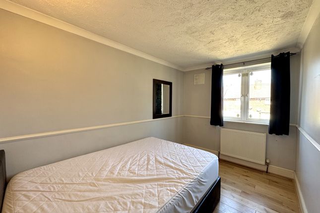 4, Keir Hardie Way, Hayes photo 4