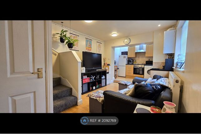 Thumbnail Semi-detached house to rent in Hanover Square, Leeds