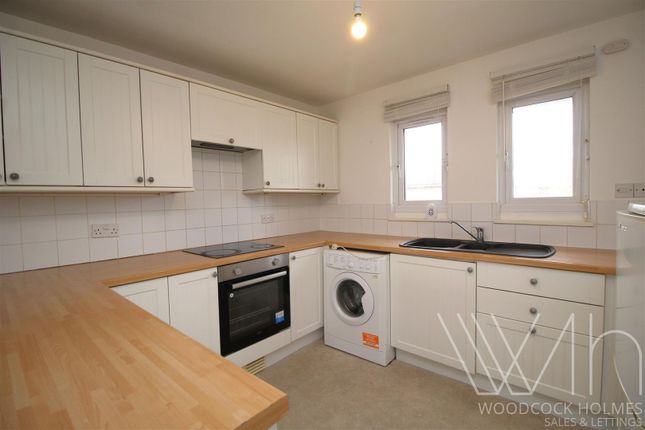 78, Gatenby, Werrington, Peterborough photo 2