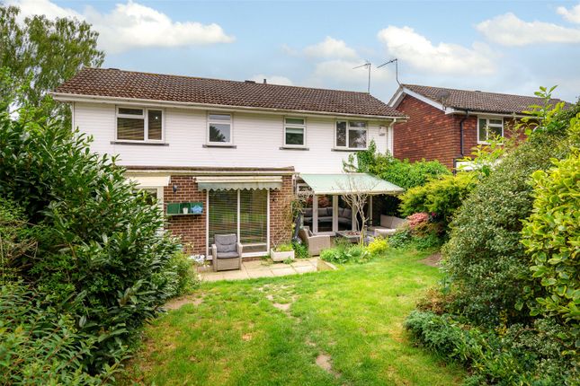 Thumbnail Detached house for sale in Spinis, Bracknell, Berkshire