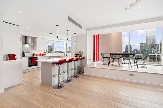 Flat 58, The Panoramic, 152, Grosvenor Road, London photo 3