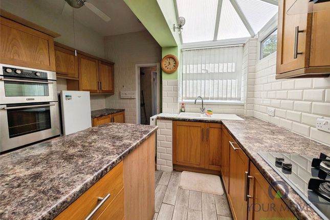 25, Eversley Road, Staffordshire photo 4