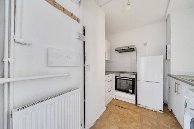 38, Porthcawe Road, London photo 3