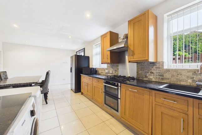 51 Coningsby Road, Nottingham photo 3