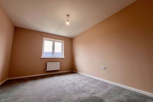 12, Cwm Y Lladron, Swansea photo 4