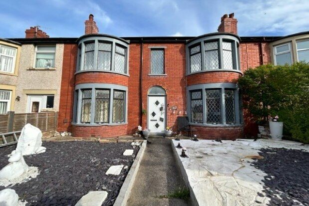 Thumbnail Terraced house to rent in Park Road, Blackpool