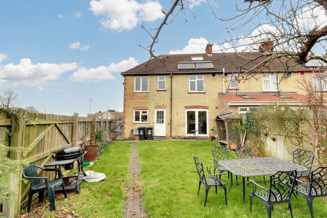 End terrace house for sale in New Cheveley Road, Newmarket