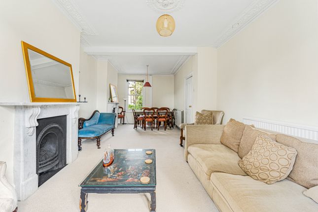 135, Mayola Road, Greater London photo 4