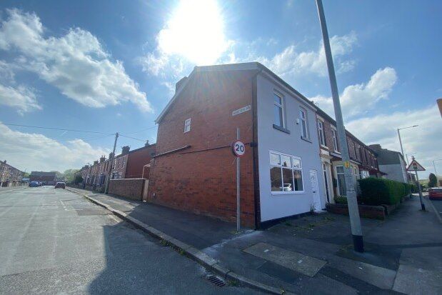 Thumbnail Property to rent in Moor Road, Chorley