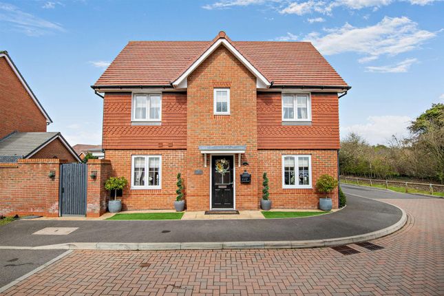 3-bed house on 2, Matthews Avenue, Maidstone, £400,000