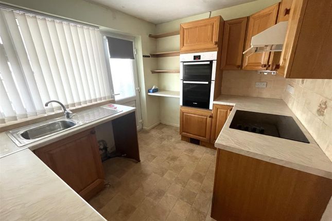 5, Oldmixon Road, Weston-Super-Mare photo 3