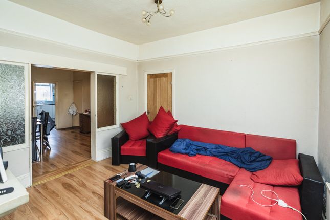 44, Cemetery Road, Barnsley photo 3
