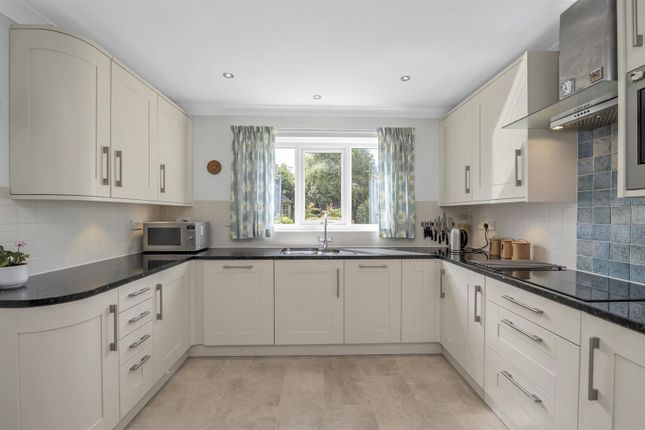 24, Dukes Meadow, Bury St. Edmunds photo 4