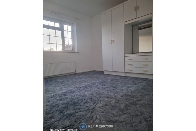 Ditton Road, Norwood Green, Southall photo 5