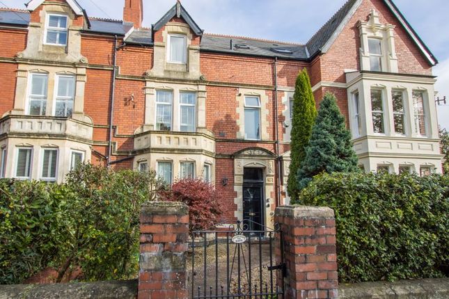 Thumbnail Flat for sale in Archer Road, Penarth