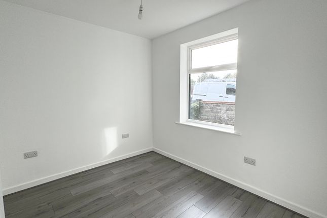 1, Dell Road East, LOWESTOFT photo 4