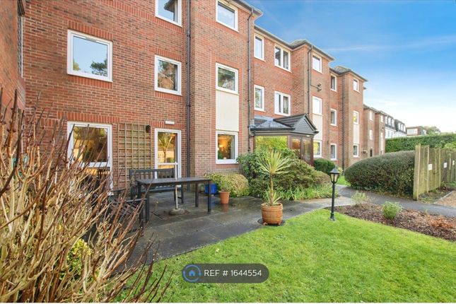 1-bed flat on Flat, Alexandria Court Glenmoor Road, Ferndown, £1,100/mo