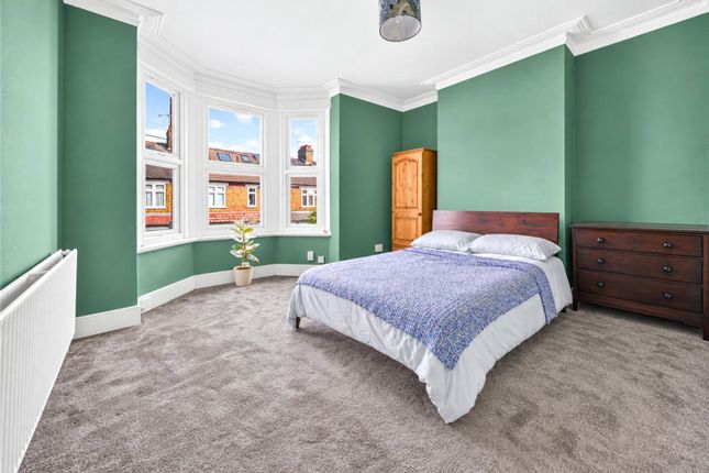 75, Wellesley Road, London photo 3