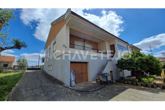 Detached house for sale in Tomar, Portugal