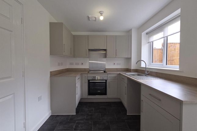 16, Mistletoe Way, Sutton In Ashfield photo 2