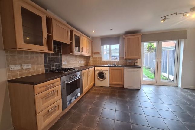 Town house to rent in Ranshaw Drive, Stafford