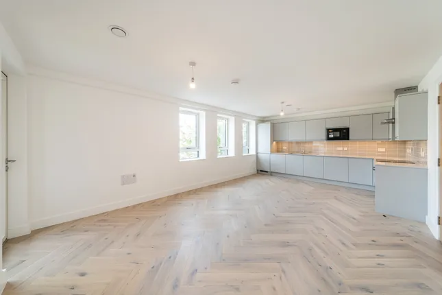 Hamptons - London New Homes