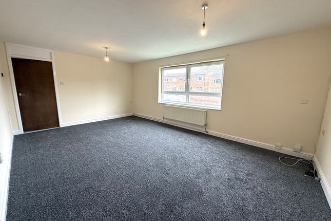 73, Montague Crescent, Northampton photo 3