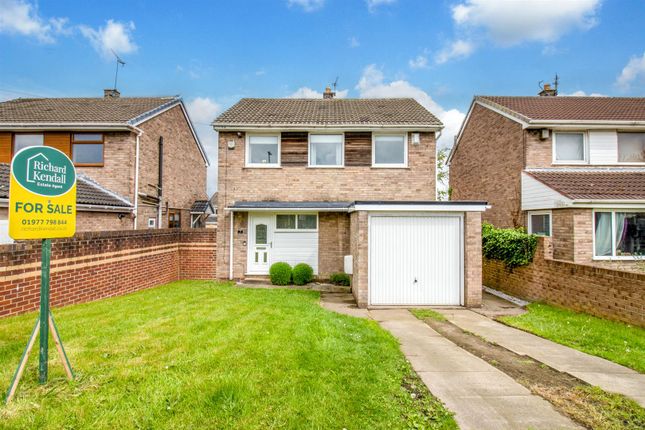Thumbnail Detached house for sale in Kirkby Close, South Kirkby, Pontefract
