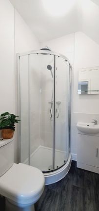 18 Woodville Street, St Helens photo 4