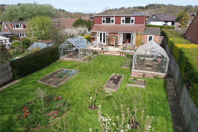 4, Merle Way, Haslemere photo 2