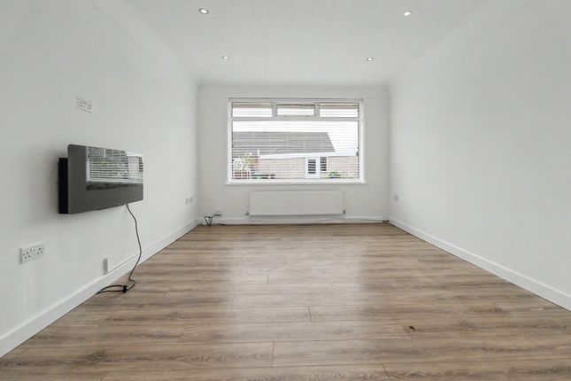2 Sheri Drive, Newton-Le-Willows photo 3