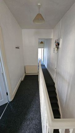 Caulfield Road, London photo 4