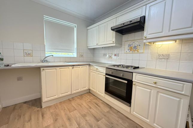 Whatsapp Image 2025-10-08 At 10.42.02 (4)