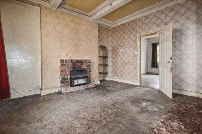 26, Victoria Street, West Yorkshire photo 2