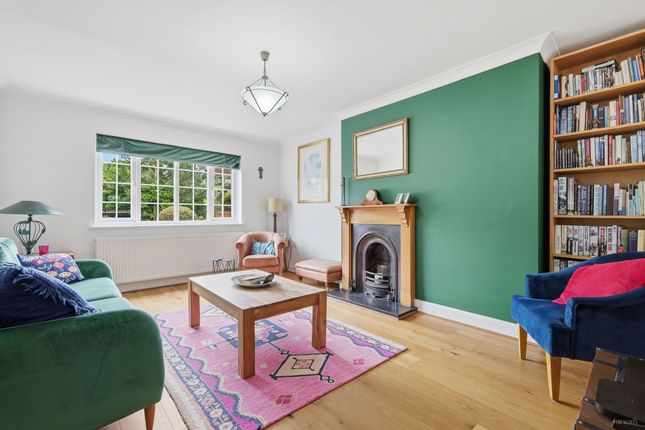 99 Park Road, Brentwood photo 4