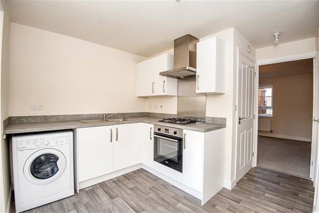 9, Langley Road, Harworth photo 3