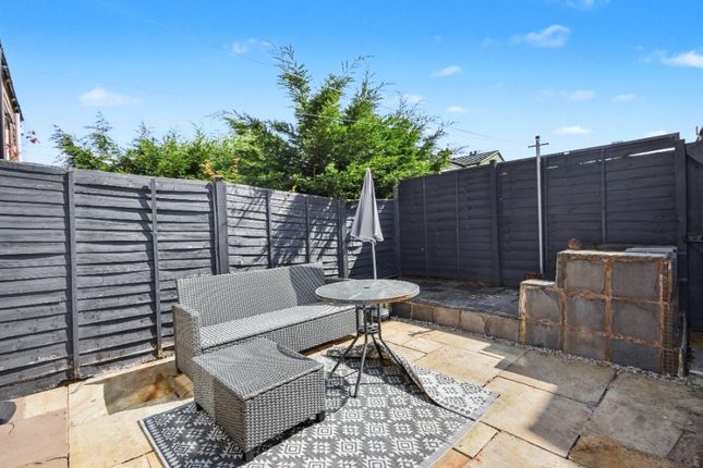 130, Manor Road, West Yorkshire photo 2