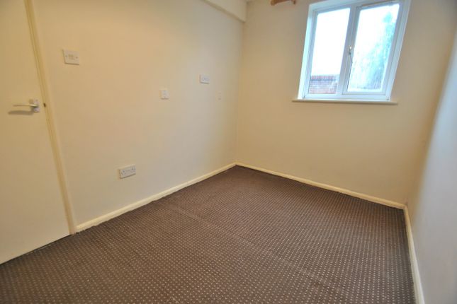 Flat for sale in Abbots Mews, Bishops Cleeve, Cheltenham