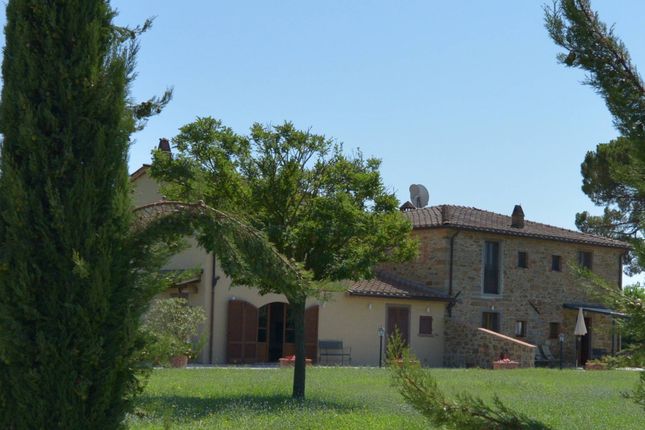 Thumbnail Country house for sale in Castiglion Fiorentino, Castiglion Fiorentino, Toscana