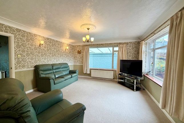 8, Oakley Park, Bexley photo 3