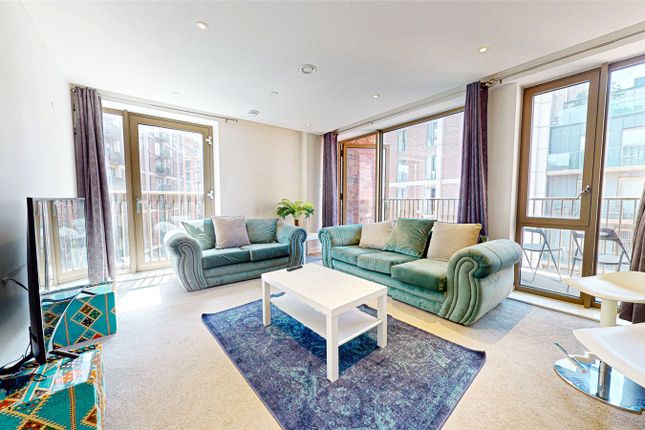 2-bed flat on 319, Local Crescent, Manchester, £250,000