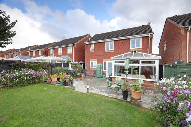 33 Chatterley Close, Newcastle photo 4