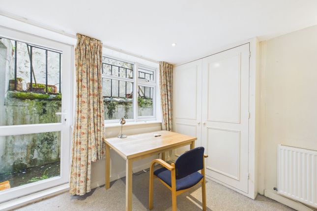 9 Newport Street, Brighton photo 3