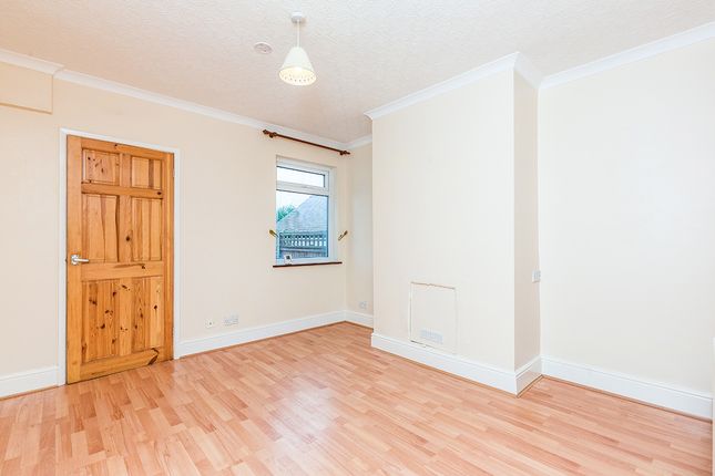 119, Hillside Road, Swadlincote photo 4