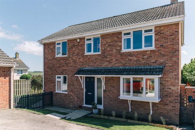4, Penmere Drive, Newquay photo 2