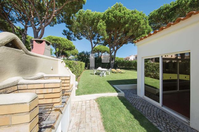 Villa for sale in Vilamoura, 8125, Portugal
