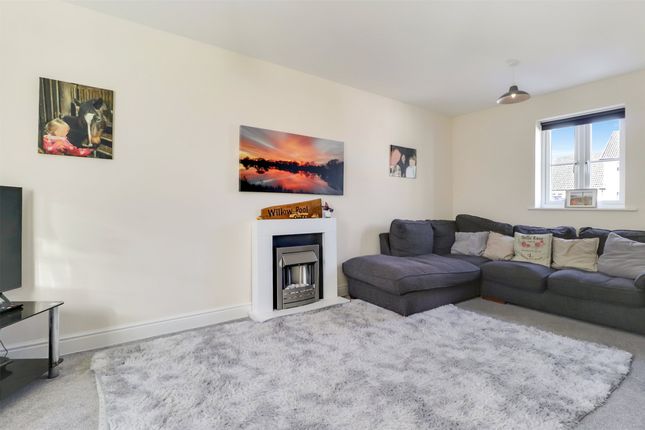 42, Donn Gardens, Devon photo 3