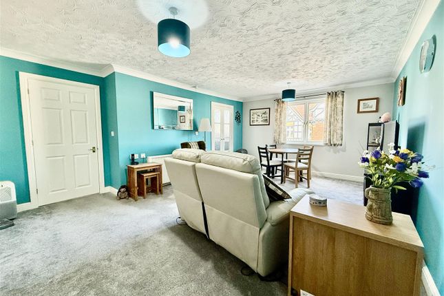 15, Goddard Court, Cricklade Street, Swindon photo 2