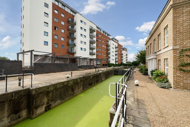 Flat for sale in High Street, Stratford, London