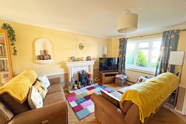 4, Eden Close, Skegness photo 4